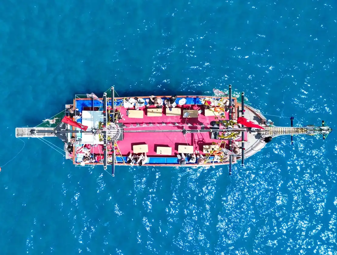 Antalya Kundu Gulet Tekne Kiralama  16M Özel Yapım